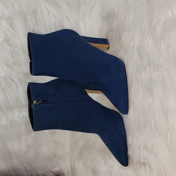 Marc Fisher LTD. Women's Mayae Suede Pointed Toe High-Heel Booties - Picture 6 of 9